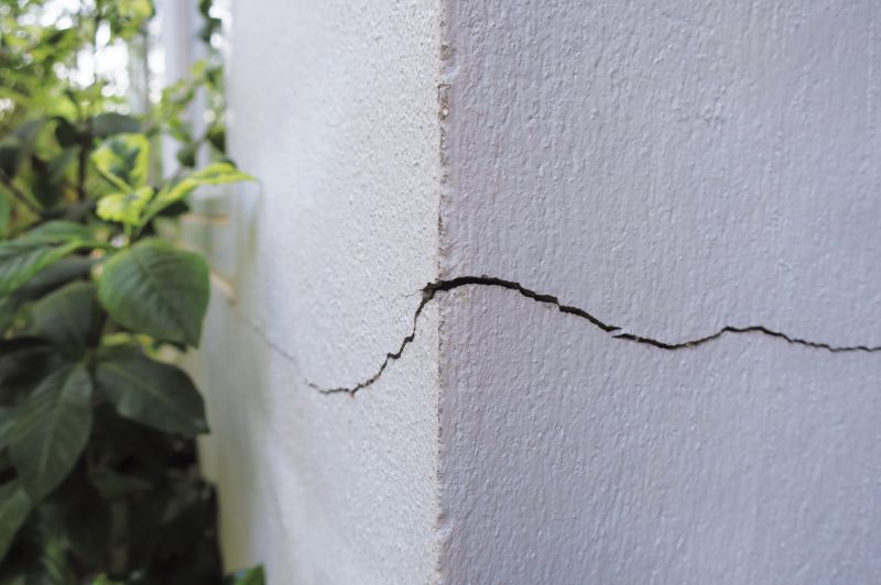 Structural Crack Repair in Lakeland, FL